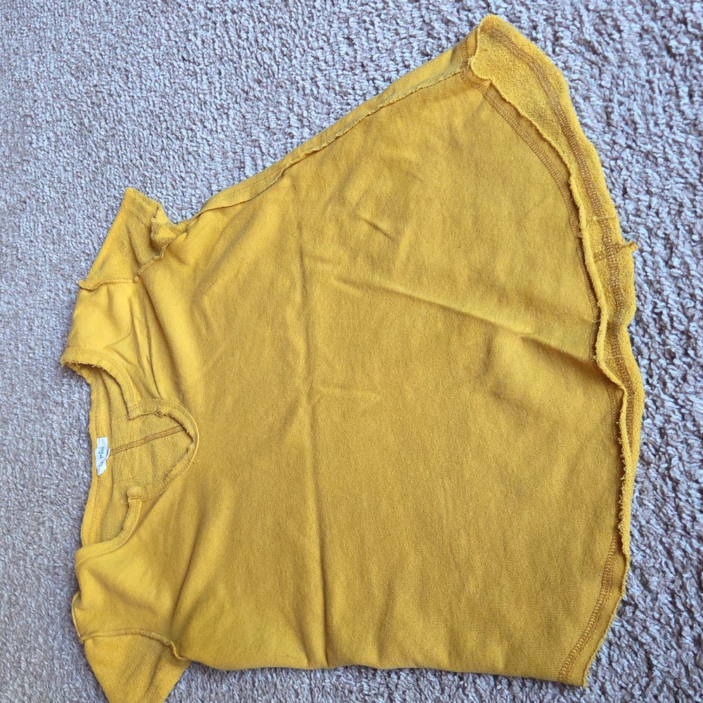 LA MIEL Golden Knit Top